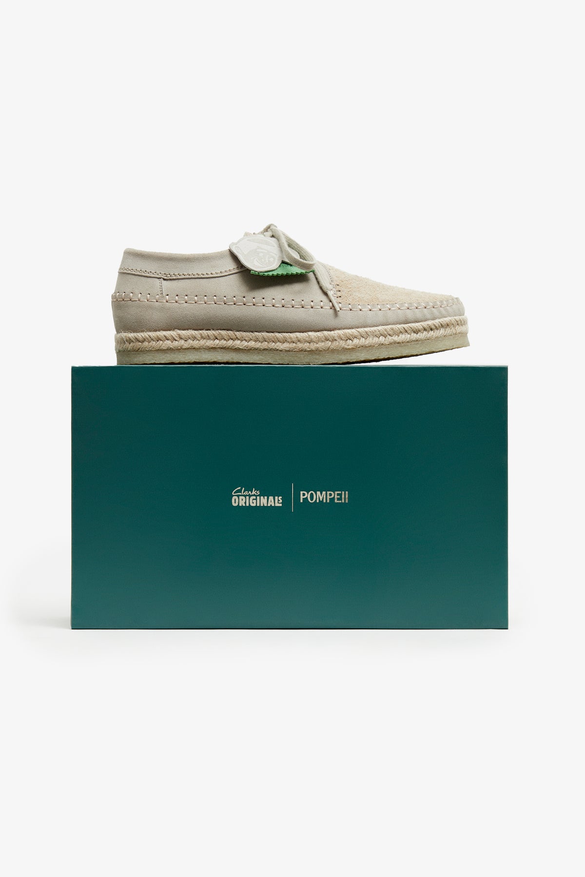 CLARKS ORIGINALS WEAVER ICE SUEDE