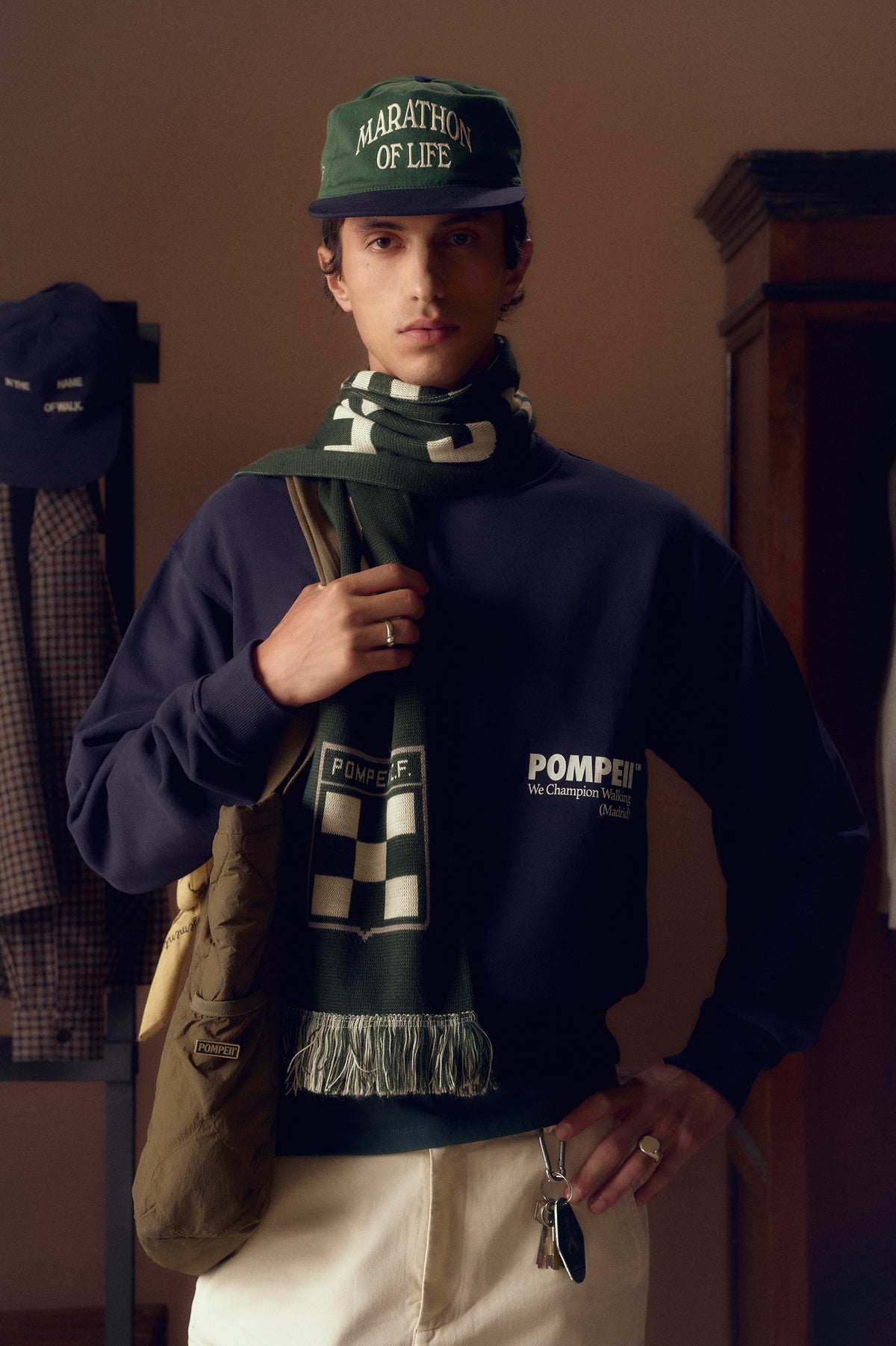 POMPEII NAVY RELAXED CREWNECK
