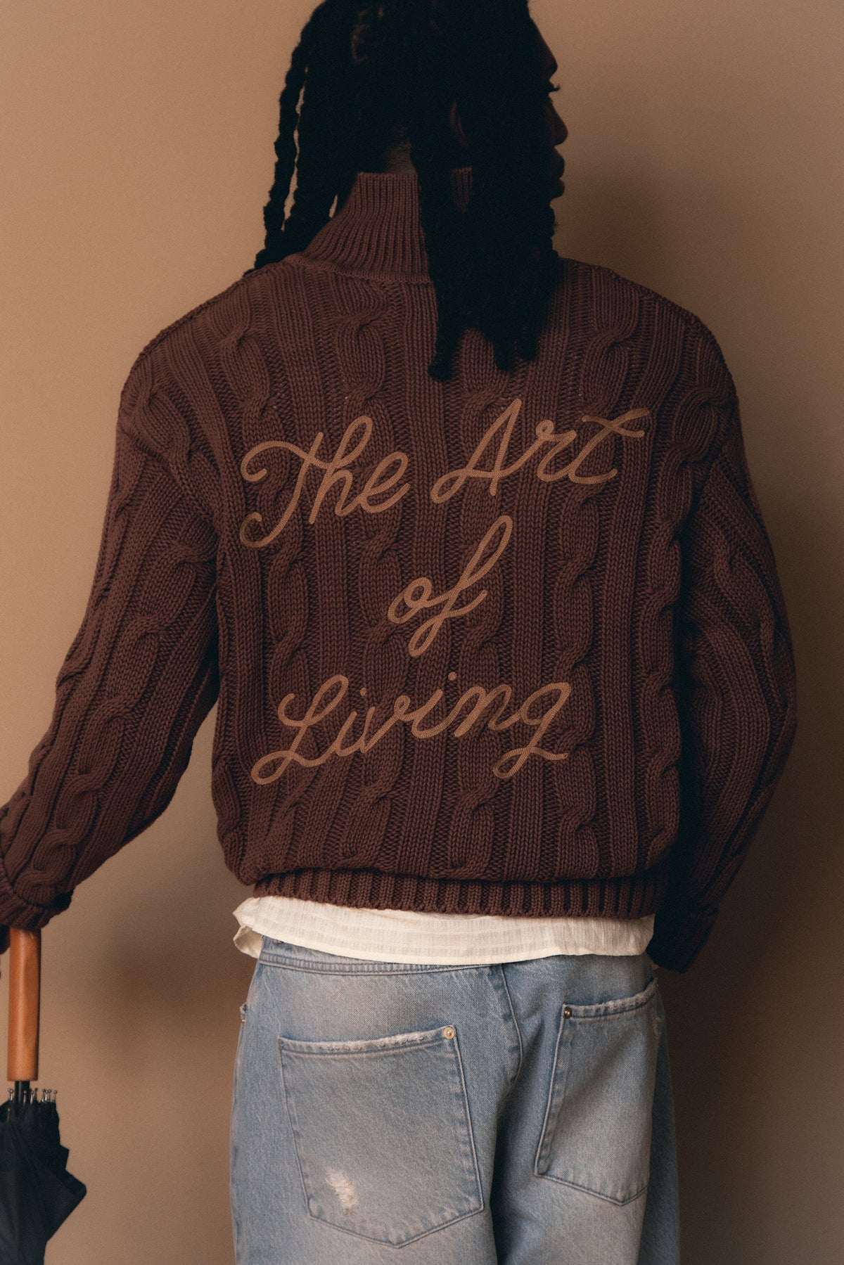 THE ART OF LIVING BROWN KNIT