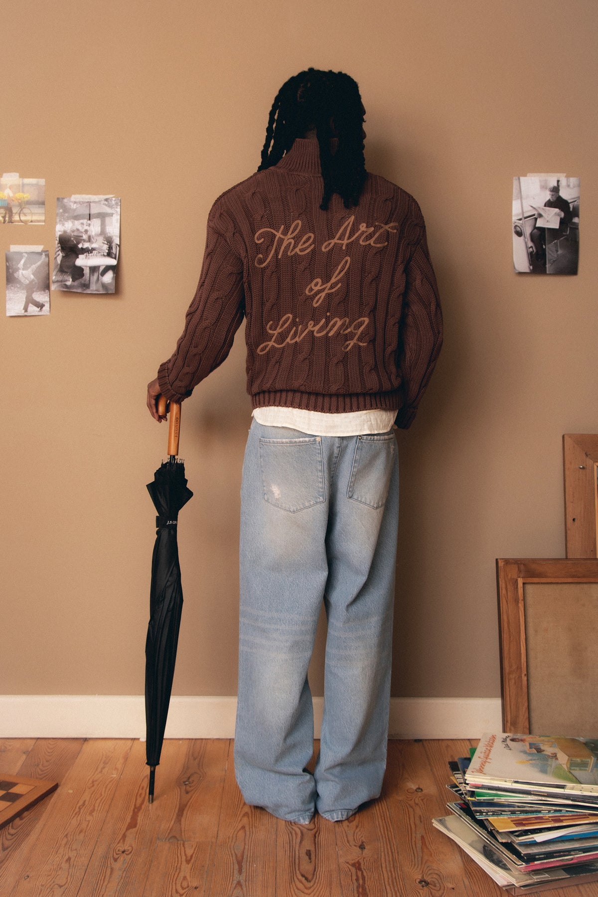 THE ART OF LIVING BROWN KNIT