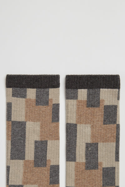 PERFORMANCE MULTI-GREY