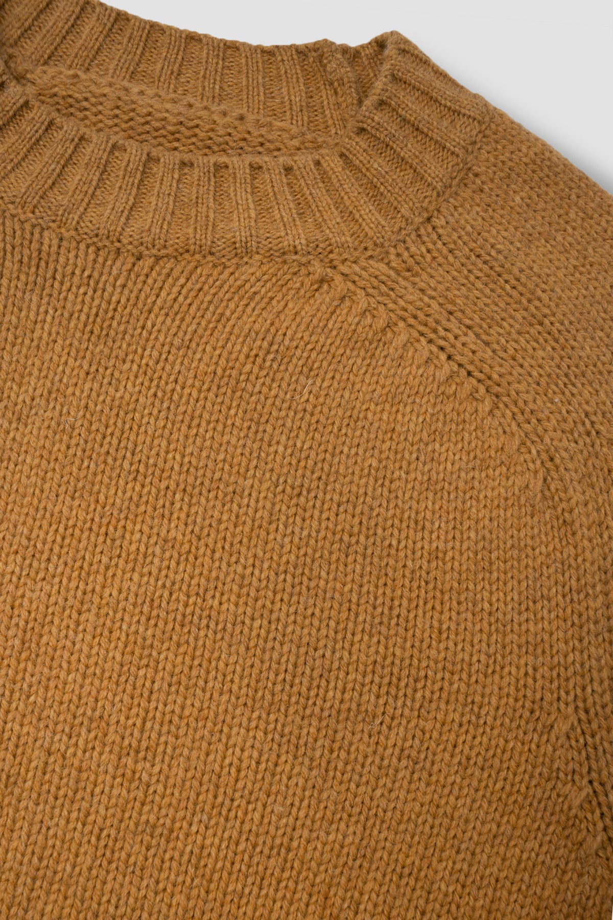 SOLERO CREW NECK SWEATER
