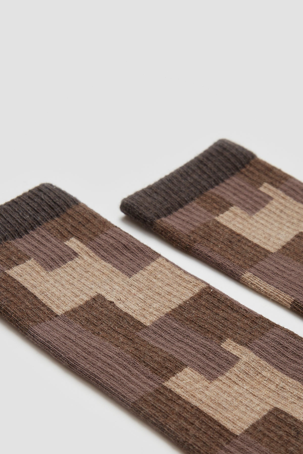 PERFORMANCE MULTI-BROWN