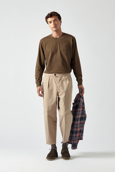 THE KHAKI TEE
