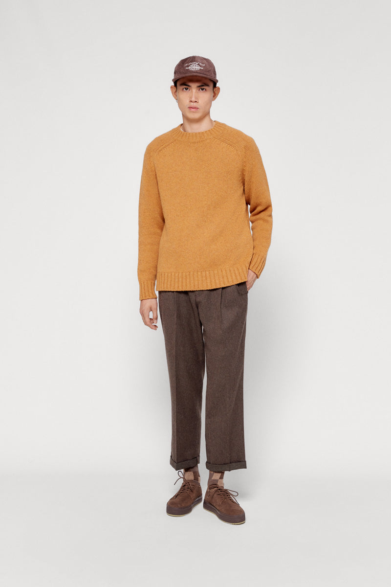 SOLERO CREW NECK SWEATER